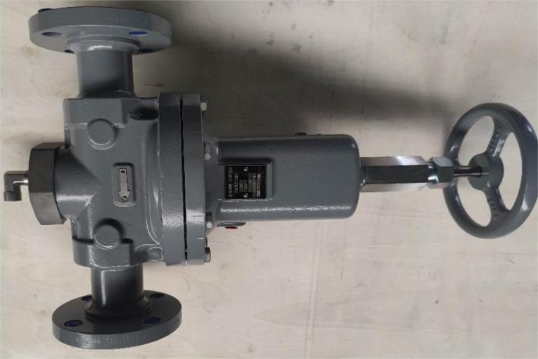 FISHER 压差调节阀